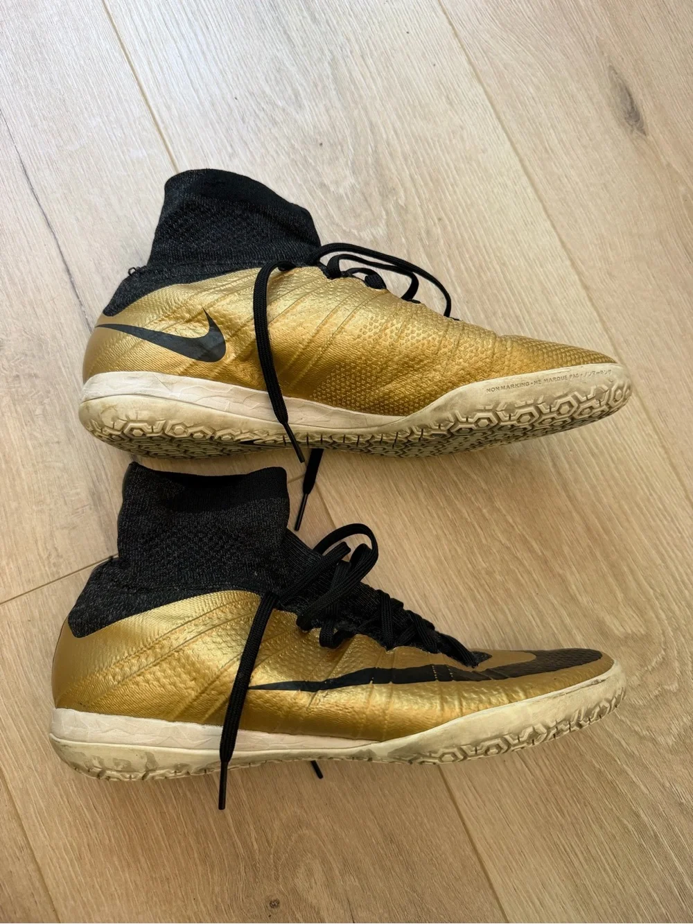Nike Mercurial X Indoor Soccer shoes, gold, size 39 (unisex)